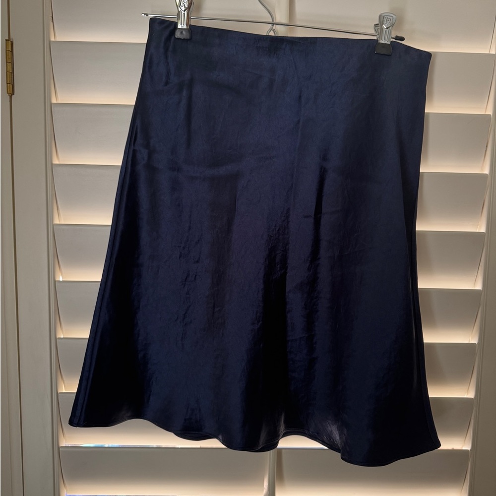 Aritzia Babaton Silk Navy Blue Mini Skirt - sz 8